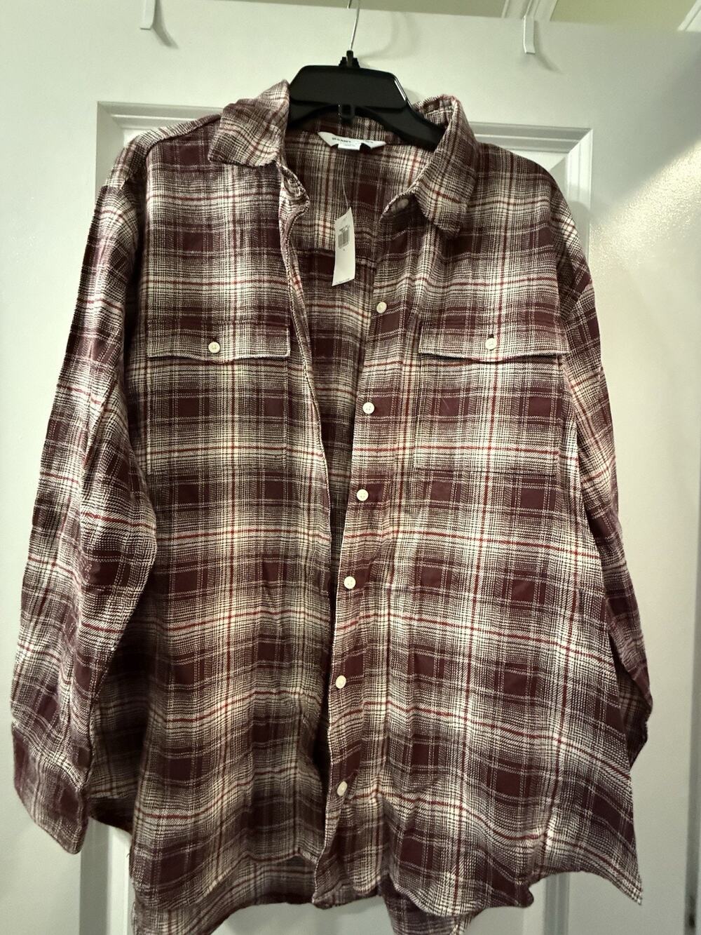 Old Navy Boyfriend Shirt Womens L Burgundy Plaid Button Down NWT